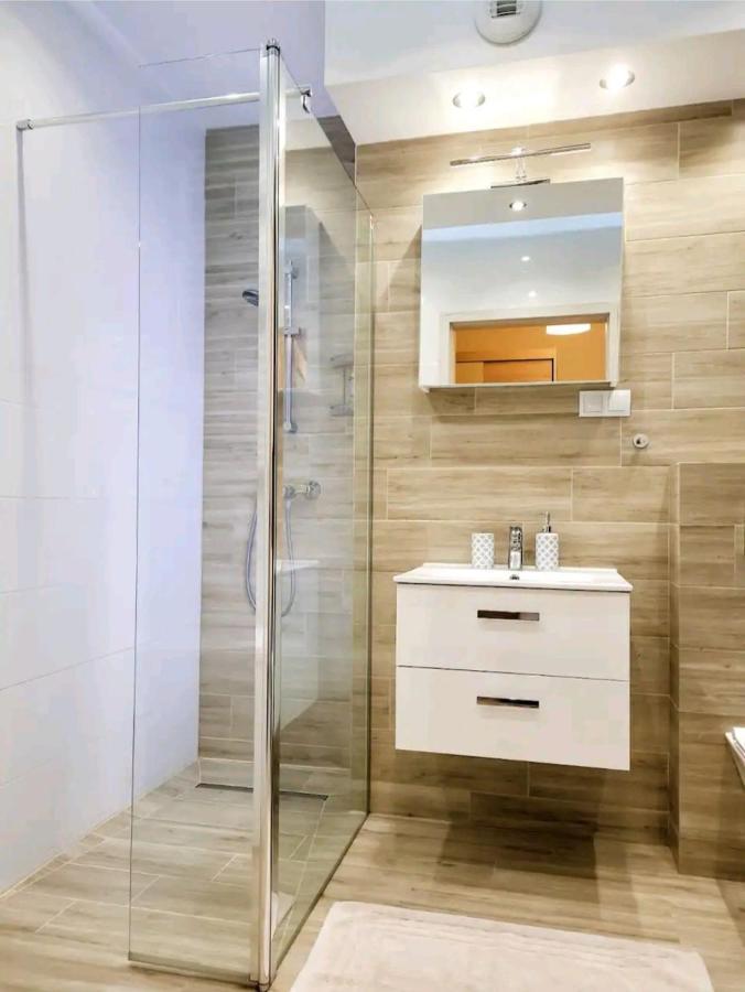 Cracow Novum Apartment Downtown 4 Persons Krakow Luaran gambar