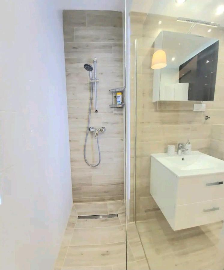 Cracow Novum Apartment Downtown 4 Persons Krakow Luaran gambar