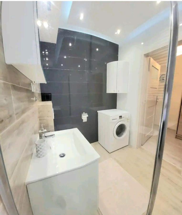 Cracow Novum Apartment Downtown 4 Persons Krakow Luaran gambar