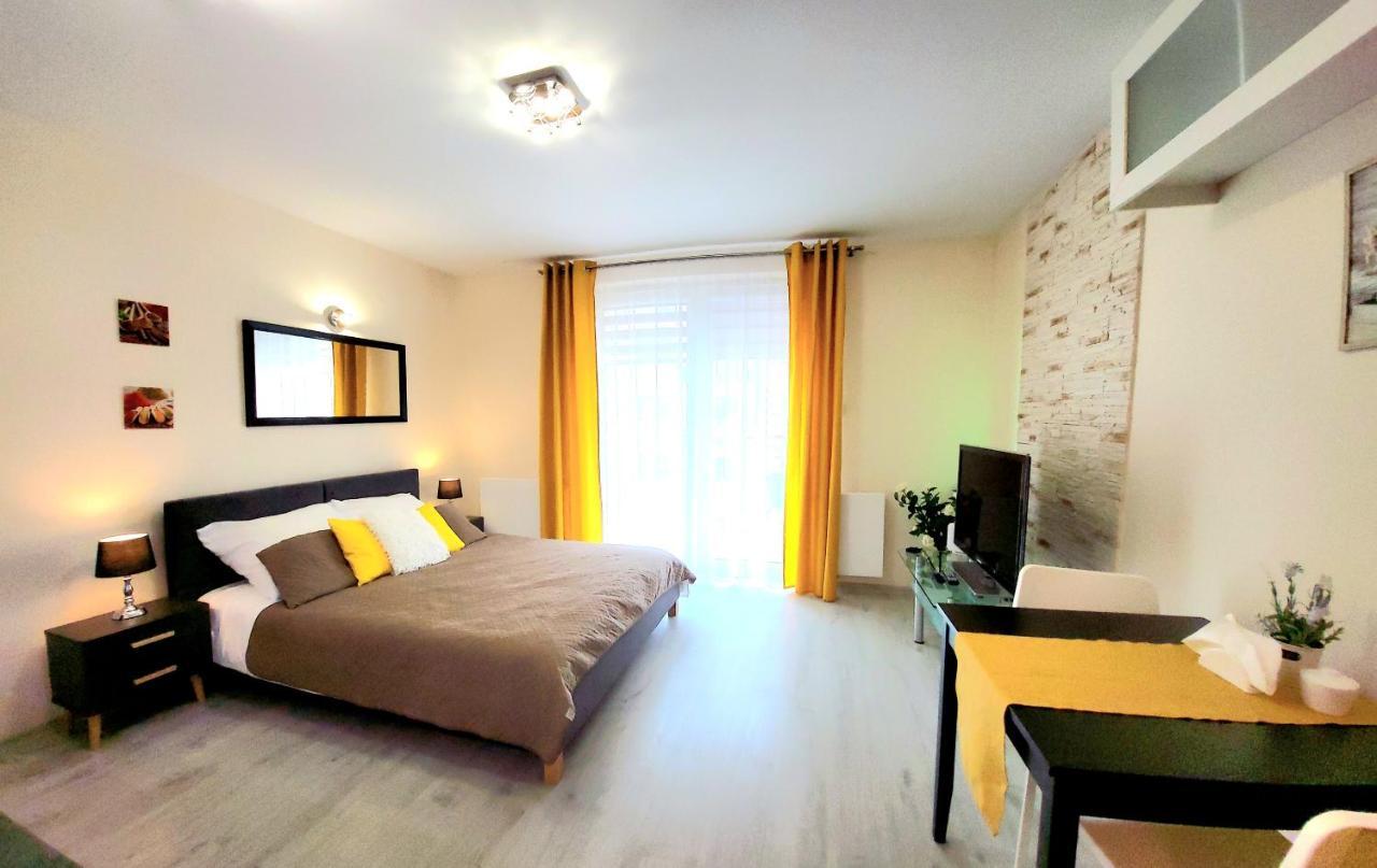 Cracow Novum Apartment Downtown 4 Persons Krakow Luaran gambar