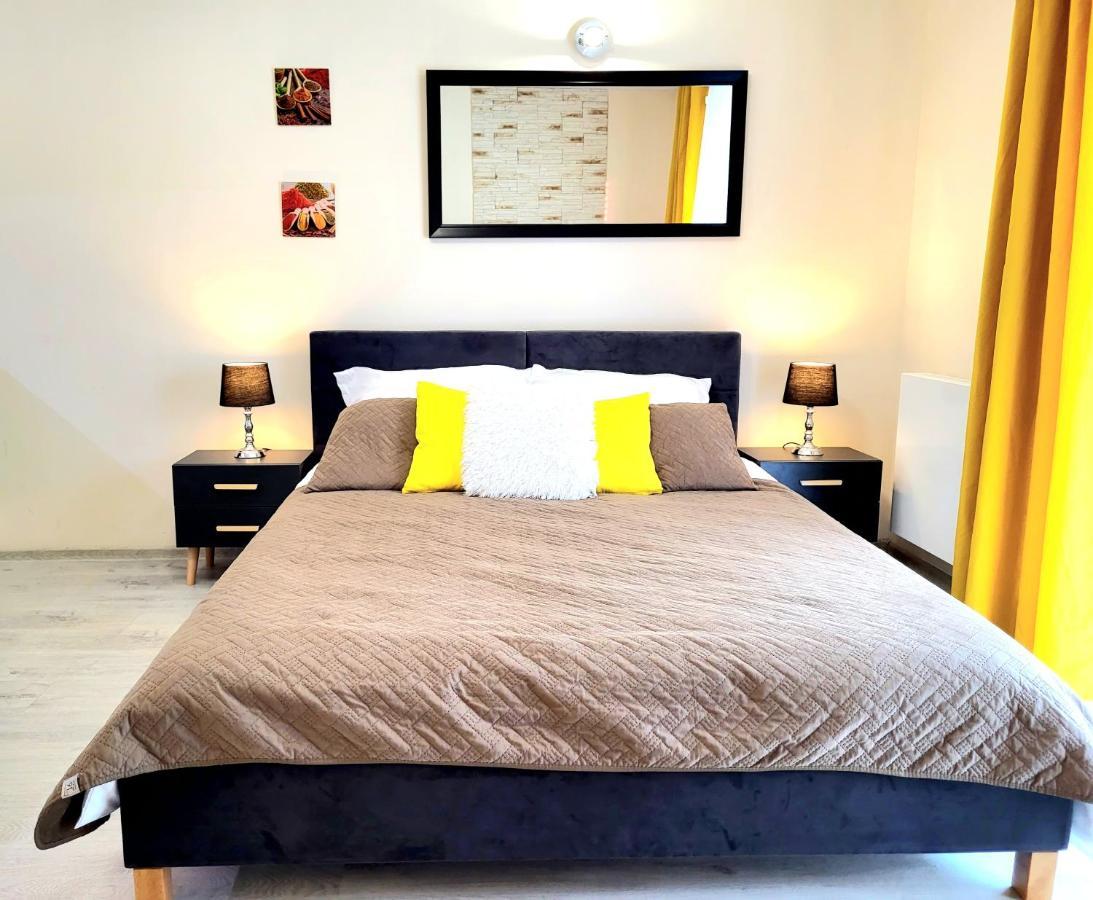 Cracow Novum Apartment Downtown 4 Persons Krakow Luaran gambar