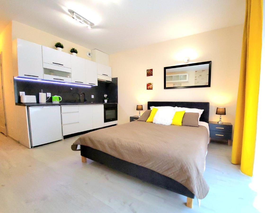 Cracow Novum Apartment Downtown 4 Persons Krakow Luaran gambar