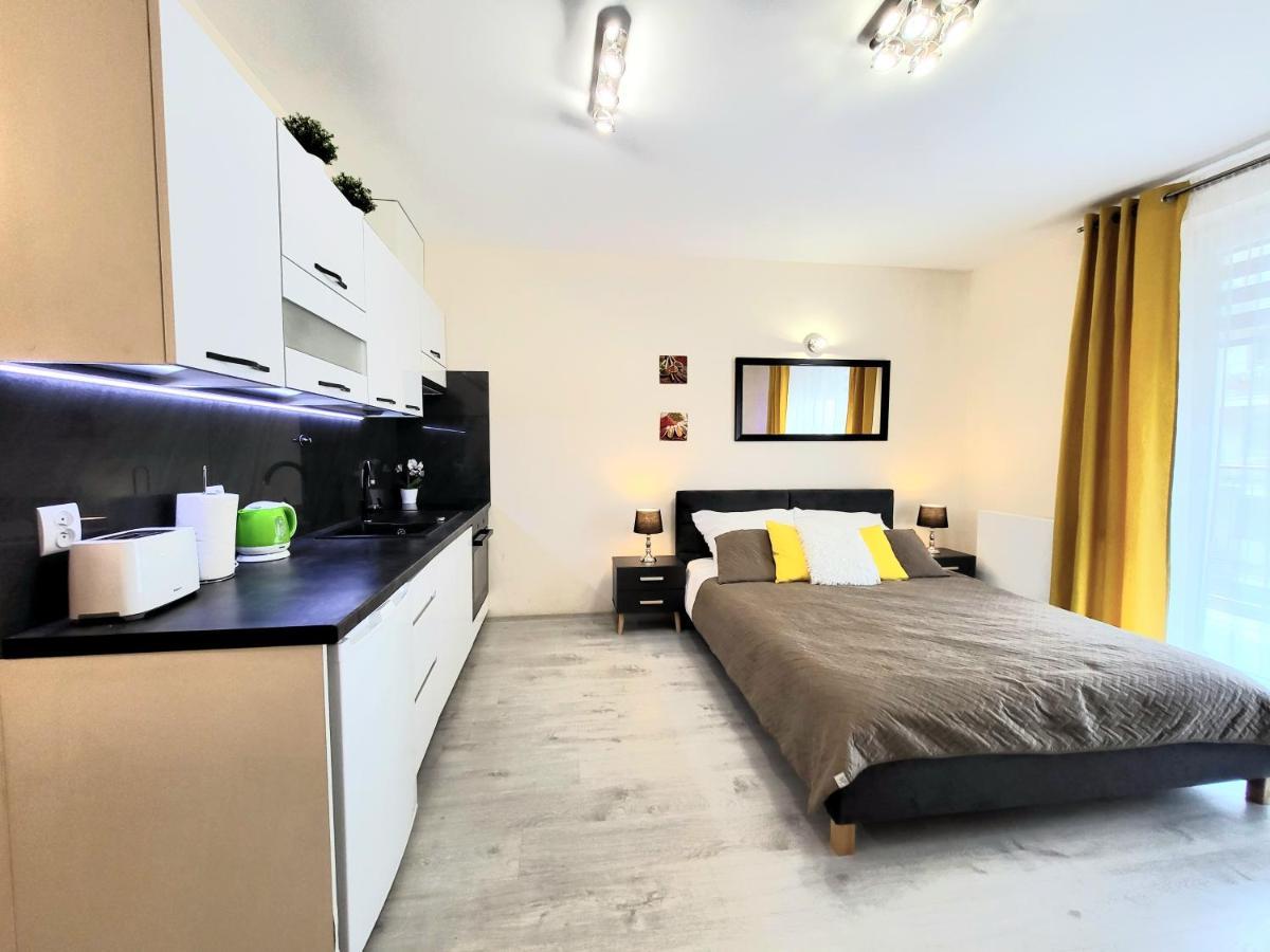 Cracow Novum Apartment Downtown 4 Persons Krakow Luaran gambar